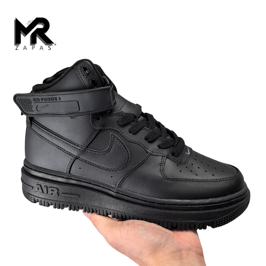 N**K AIR FORCE 1 HIGH BOOT TRIPLE BLACK