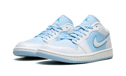 Air J0RD@N -  1 Low SE Reverse Ice Blue