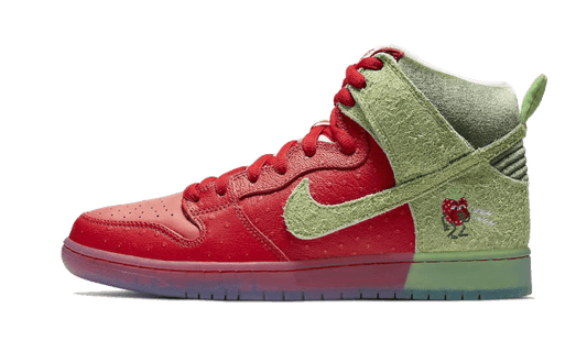 N**K SB Dunk High Pro QS Strawberry Cough